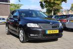 Skoda Rapid Spaceback 1.0 TSI GREENTECH CLEVER AUT | PANO |, Stof, Gebruikt, Zwart, Origineel Nederlands