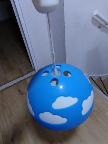 Plafondlamp (blauw) beschikbaar voor biedingen