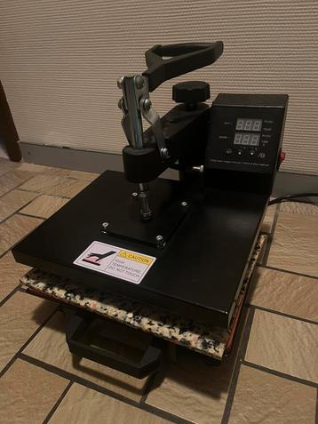 Hittepers/transferpers met zwenkarm + uitschuifbaar persvlak beschikbaar voor biedingen