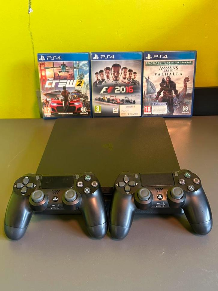 PlayStation 4 Slim + 2 Controller + 3 games + headset, Spelcomputers en Games, Spelcomputers | Sony PlayStation 4, Zo goed als nieuw
