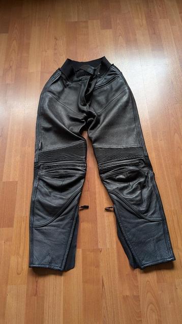 Dames leren motorbroek Mt 36 beschikbaar voor biedingen