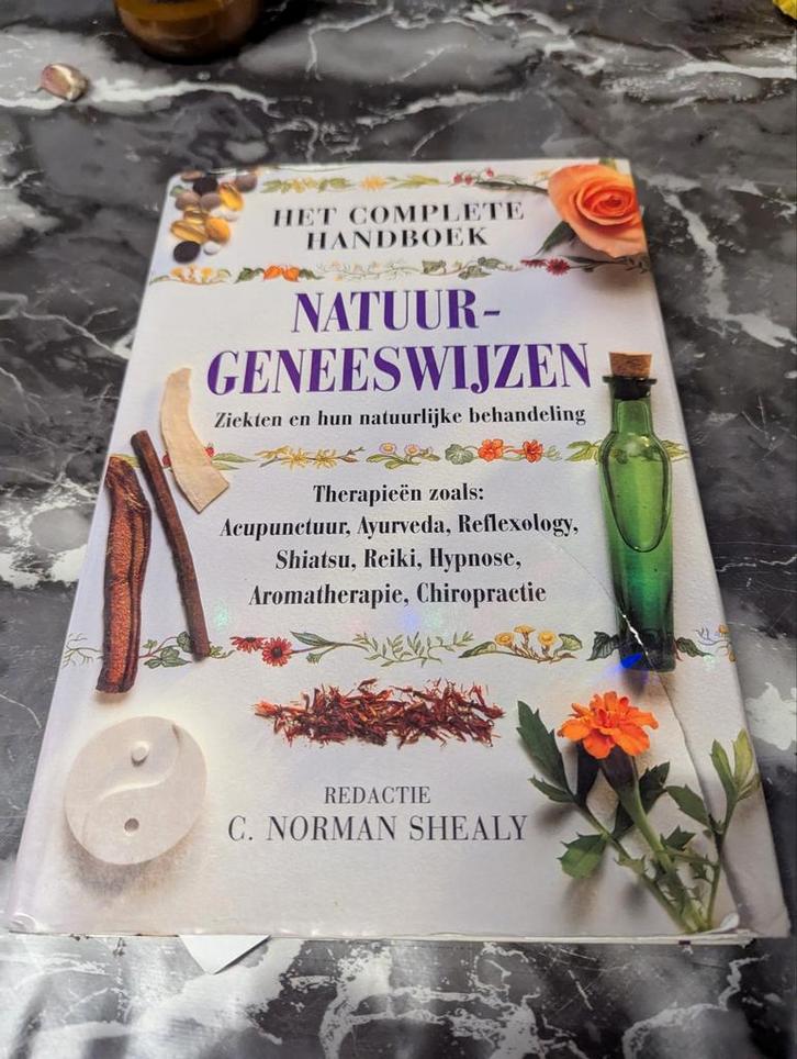 Natuurgeneeswijzen Handboek - C. Norman Shealy, Boeken, Esoterie en Spiritualiteit, Gelezen, Achtergrond en Informatie, Overige onderwerpen