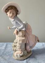 Lladro where are you beeldje, Ophalen of Verzenden, Zo goed als nieuw, Mens