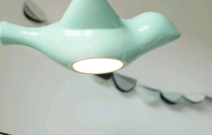 Design porselein hanglamp, vogel mint, prachtig op babykamer, Huis en Inrichting, Lampen | Hanglampen, Zo goed als nieuw, Minder dan 50 cm