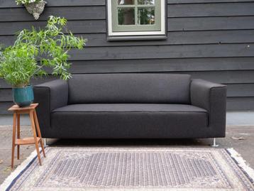 Design on Stock Blizz | 3 zits design bank | Zwart Antraciet beschikbaar voor biedingen