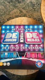 De jongens tegen de meisjes - Bordspel, Hobby en Vrije tijd, Gezelschapsspellen | Bordspellen, Ophalen of Verzenden, Zo goed als nieuw