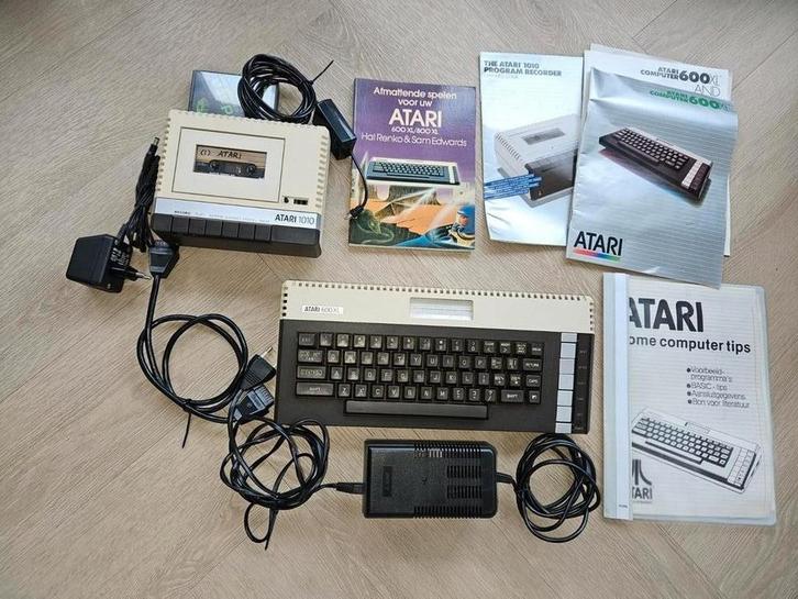 Atari 600XL, Computers en Software, Vintage Computers, Ophalen of Verzenden