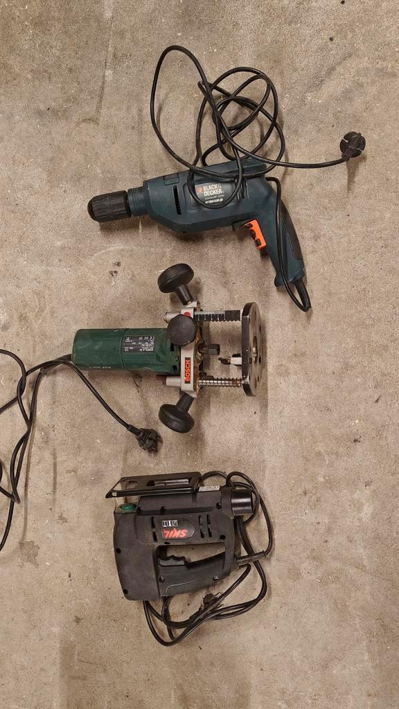 Gereedschap - Boor, Bovenfrees, Decoupeerzaag, Doe-het-zelf en Verbouw, Gereedschap | Boormachines, Gebruikt, Boormachine, Minder dan 400 watt