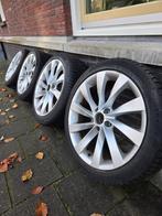 Winterbanden VW incl velgen, Auto-onderdelen, Banden en Velgen, Ophalen, 18 inch, Gebruikt, Banden en Velgen