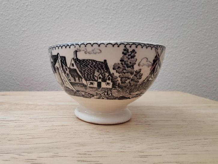 Antiek slurpkommetje, koffiebakkie van Royal Boch Belgium, Antiek en Kunst, Antiek | Servies los, Verzenden