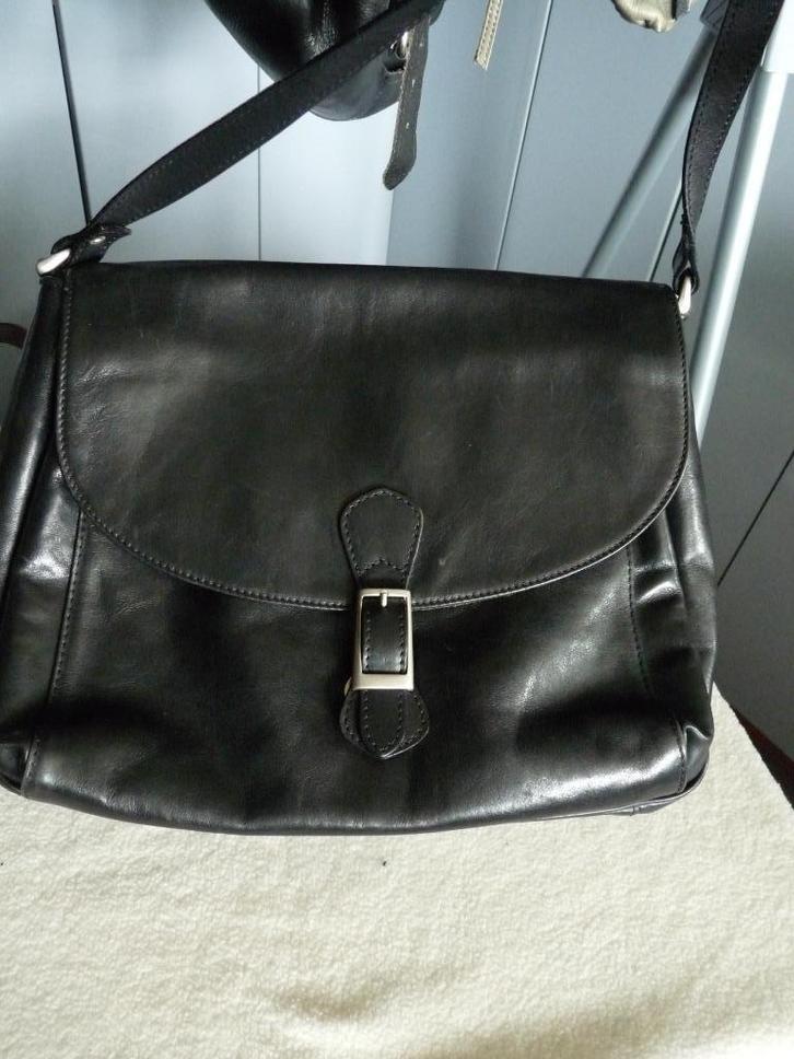 My Lady zwarte leren schoudertas, handtas, Sieraden, Tassen en Uiterlijk, Tassen | Damestassen, Zo goed als nieuw, Schoudertasje