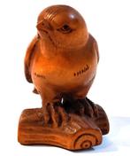 Houten Netsuke van een roofvogel Japan, Verzamelen, Dierenverzamelingen, Ophalen of Verzenden, Nieuw, Vogel, Beeldje of Figuurtje