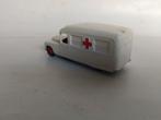 Daimler Ambulance Dinky Toys Engeland 1955, Ophalen of Verzenden, Zo goed als nieuw, Auto, Dinky Toys