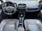 Renault Clio Estate 1.2 Iconic Automaat Panoramadak Leder Ca, Auto's, Renault, Stof, 4 cilinders, 615 kg, 19 km/l