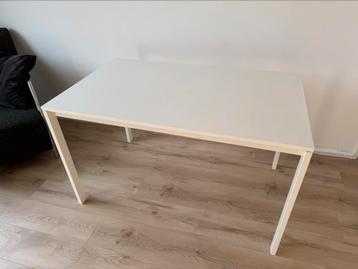 Bureau of tafel