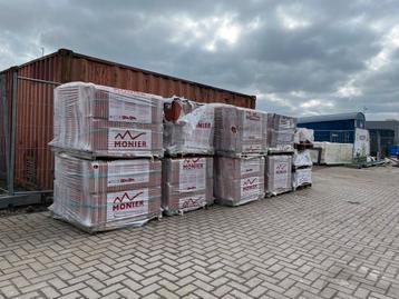 Dakpannen en Vorsten natuurrood NIEUW beschikbaar voor biedingen