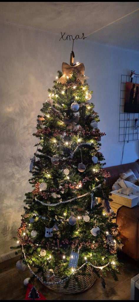 Kunstkerstboom 180 cm PVC en PE groen kopen