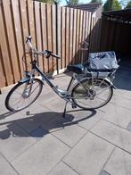 Elektrische dames fiets  met oplader nette staat, Ophalen, Zo goed als nieuw, 50 km per accu of meer, Overige merken