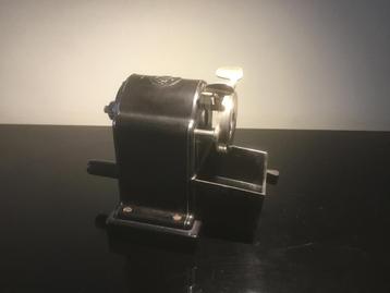 Bakelieten potloodscherper ASW ( DDR) beschikbaar voor biedingen