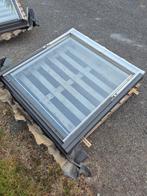 Twee velux dakramen, Doe-het-zelf en Verbouw, Kozijnen en Schuifpuien, 75 tot 150 cm, Raamkozijn, Ophalen of Verzenden, Zo goed als nieuw