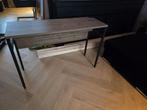 Bureau met houtlook blad en metalen poten, Huis en Inrichting, Bureaus, Ophalen, Gebruikt, Bureau
