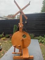 LOUET S 10 SPINNEWIEL MET WOLMOLEN, Hobby en Vrije tijd, Ophalen of Verzenden, Zo goed als nieuw, Spinnewiel