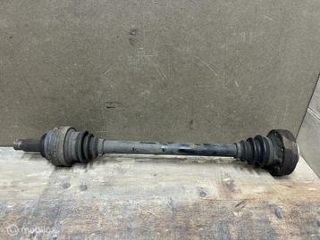 Aandrijfas rechtsachter BMW 7-serie E65 750i 7550025AI01 beschikbaar voor biedingen