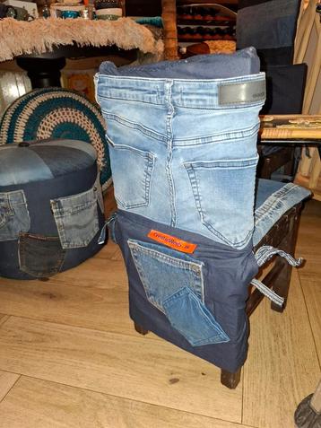 Kinder stoeltjes 2 stuks beschikbaar voor biedingen