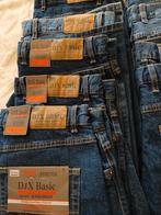 11 nieuwe spijkerbroeken, Ophalen, Zo goed als nieuw, Blauw