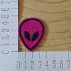 Strijk embleem applicatie Patch Paarse Alien, Hobby en Vrije tijd, D, Nieuw, Ophalen of Verzenden, D