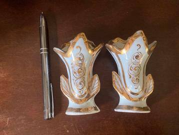 🌿 Pop,Volkskunst,” 2 KLEINE ANTIEK FRANSE VAASJES”🌿ca 1850 beschikbaar voor biedingen