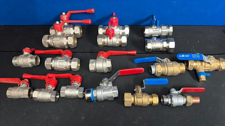 DAB Evosta 2 Pomp, CV Kogelkraan Afsluiter VSH X Press Koper, Doe-het-zelf en Verbouw, Compressors, Nieuw, Minder dan 6 bar, Geluidgedempt