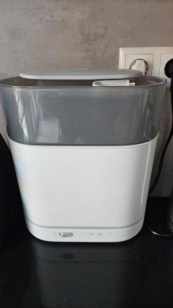 Babyfles Sterilisator - Netjes Onderhouden beschikbaar voor biedingen