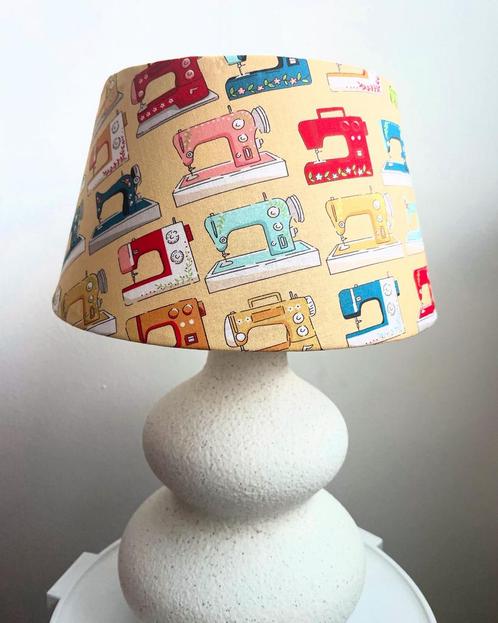 Creatieve vintage lampenkap! Nieuw, Huis en Inrichting, Lampen | Lampenkappen, Nieuw, Minder dan 25 cm, Rond, Ophalen of Verzenden