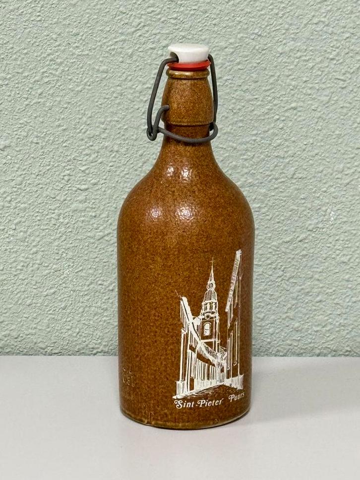 Stenen kruik beugel Sint Pieter Puurs stoneware bier fles, Verzamelen, Biermerken, Zo goed als nieuw, Overige merken, Ophalen of Verzenden