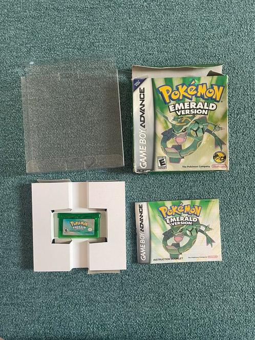 USA Emerald (beschadigde doos), Spelcomputers en Games, Games | Nintendo Game Boy, Zo goed als nieuw, 1 speler, Vanaf 3 jaar, Ophalen of Verzenden