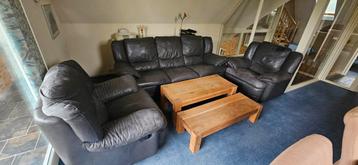 2 x Leren Relaxfauteuil en 3 zits bank beschikbaar voor biedingen