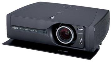 Sanyo PLV-Z3 beamer beschikbaar voor biedingen
