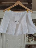 Nieuw:balloon mini skirt van Zara (maat M), Maat 38/40 (M), Nieuw, Ophalen of Verzenden, Boven de knie