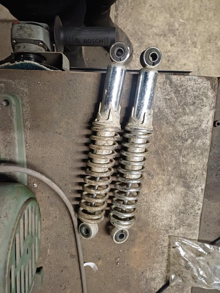 Tomos achterbrug veren 280mm, Fietsen en Brommers, Ophalen of Verzenden, Gebruikt, Frame