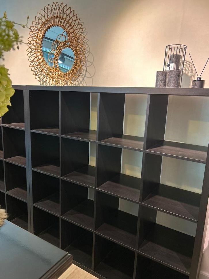 2X IKEA KALLAX KASTEN, Huis en Inrichting, Kasten | Boekenkasten, Gebruikt, 100 tot 150 cm, 100 tot 150 cm, 25 tot 50 cm, Met plank(en)