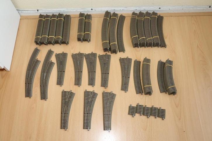 Roco Geoline rails en wissels totaal 93 stuks, Hobby en Vrije tijd, Modeltreinen | H0, Zo goed als nieuw, Rails, Gelijkstroom