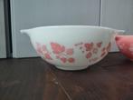 Vintage pyrex pink gooseberry driedelige set, Ophalen, Zo goed als nieuw