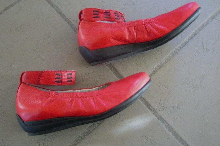 Mooie rood leren comfortschoenen WOLKY 37 Snazzeys, Kleding | Dames, Schoenen, Zo goed als nieuw, Ballerina's, Rood, Verzenden