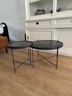 Zwart glazen tafeltjes Zuiver., Huis en Inrichting, Tafels | Bijzettafels, Ophalen, Zo goed als nieuw, Rond, 55 tot 75 cm