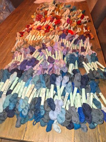 630 strengen tapisseriewol 5 gram beschikbaar voor biedingen