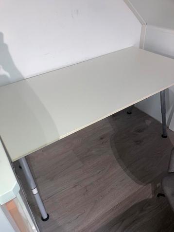 Witte 160cm x 80cm Ikea Bureau (Verstelbaar)
