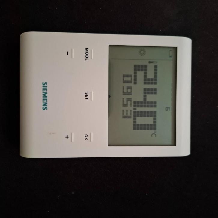 Thermostaat siemens, Doe-het-zelf en Verbouw, Thermostaten, Zo goed als nieuw, Slimme thermostaat, Ophalen of Verzenden