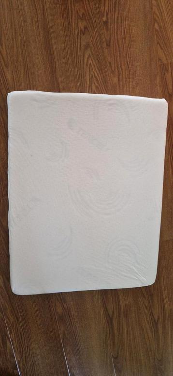 Boxmatras zo goed als nieuw.  beschikbaar voor biedingen