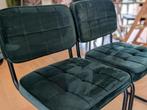 Eetkamer stoelen, zacht & donker groen - Kick Collection, Ophalen, Zo goed als nieuw, Overige kleuren, Twee